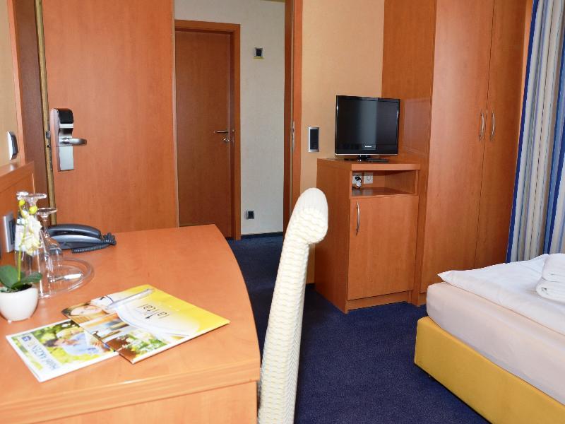 Lavital Sport- & Wellness Hotel Везендорф Экстерьер фото